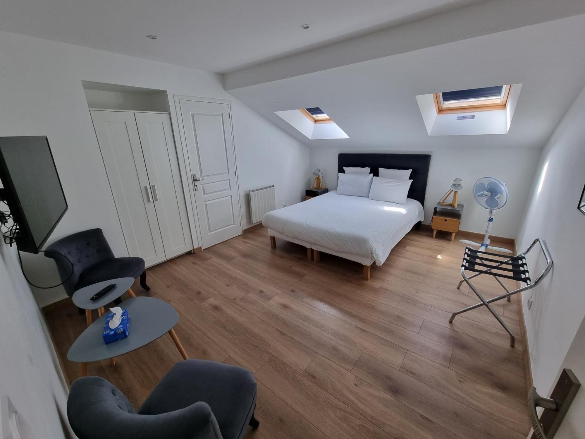Le Castel Guesthouse Bayeux Dış mekan fotoğraf