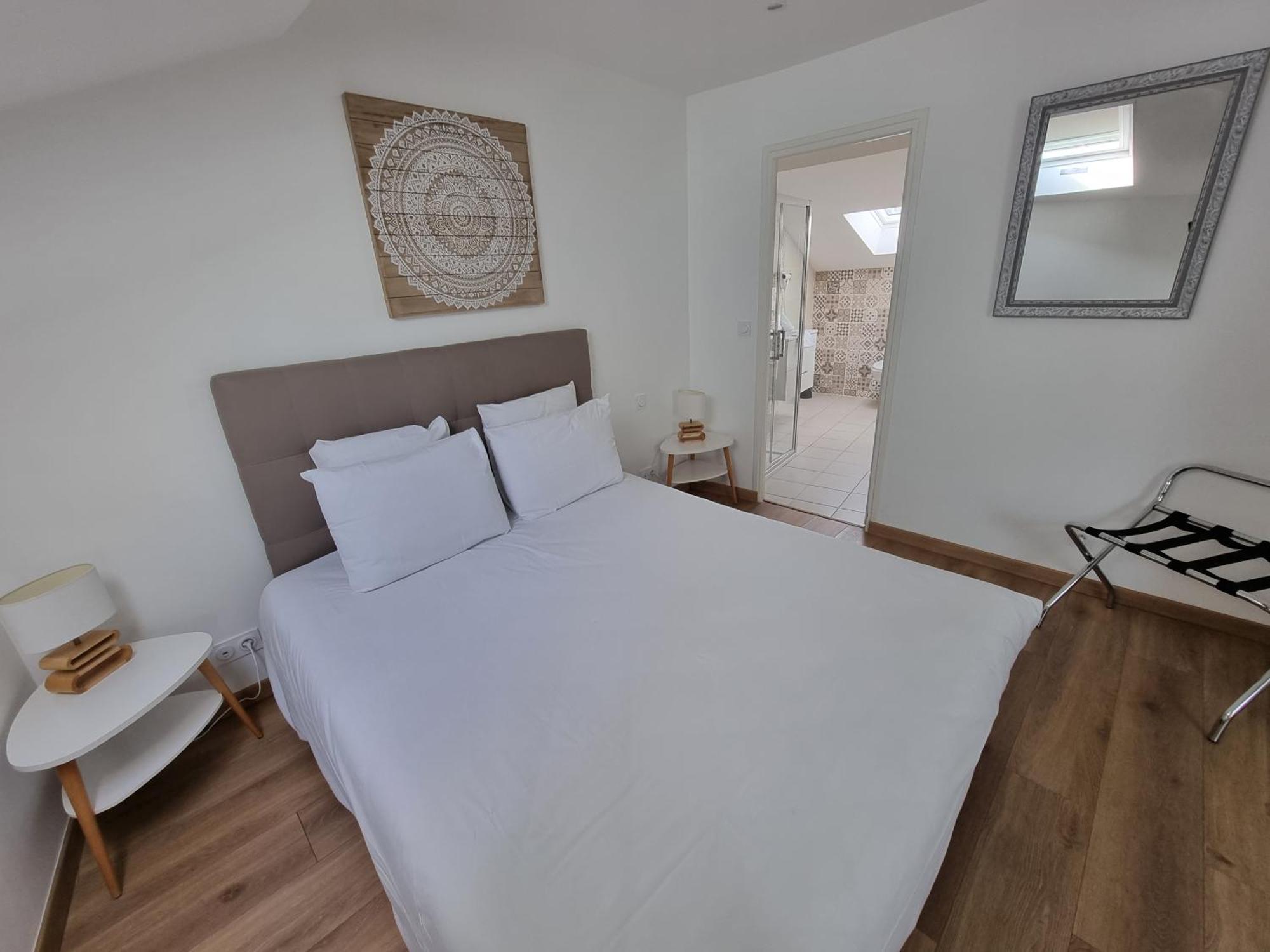Le Castel Guesthouse Bayeux Dış mekan fotoğraf