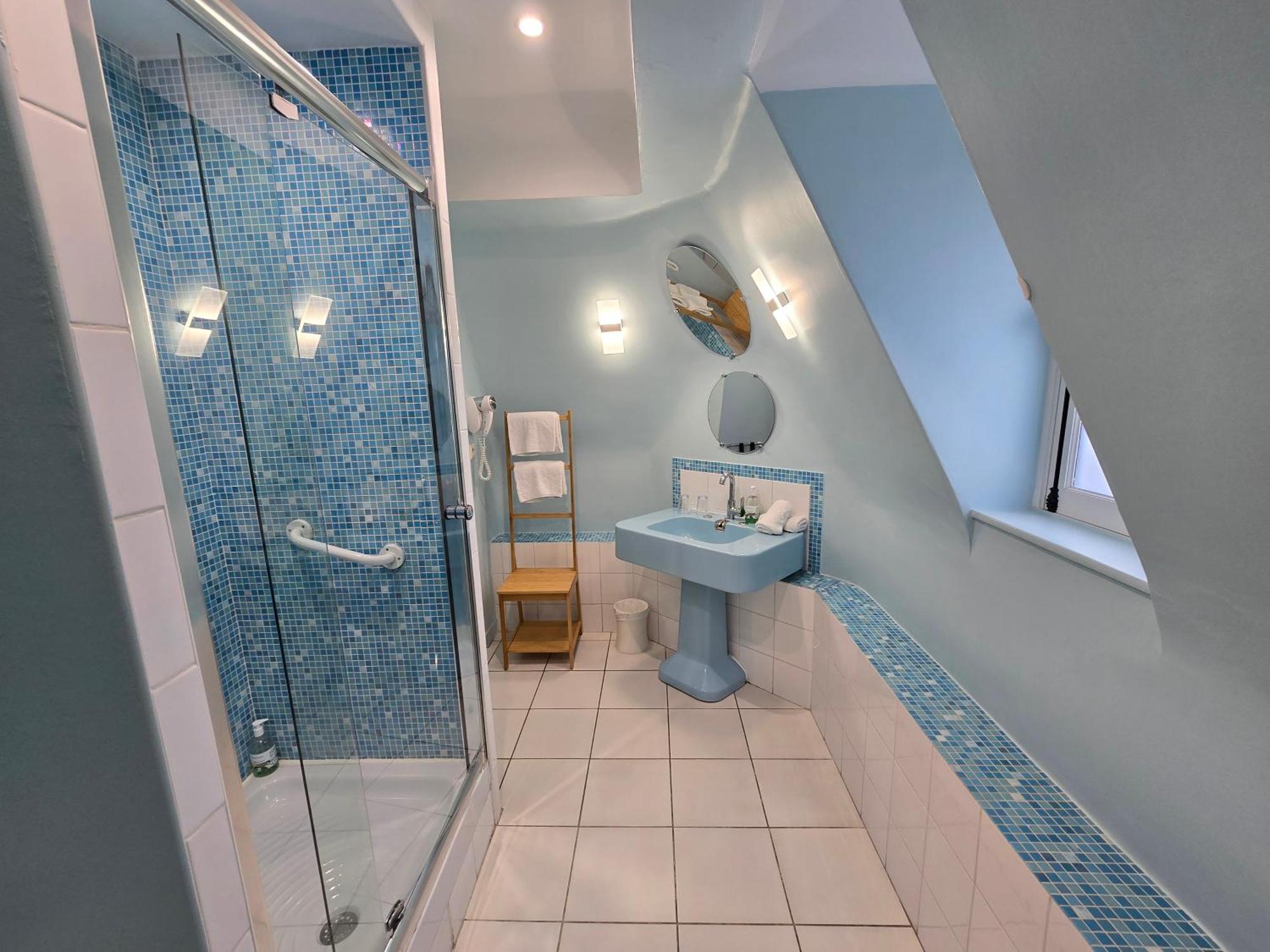 Le Castel Guesthouse Bayeux Dış mekan fotoğraf