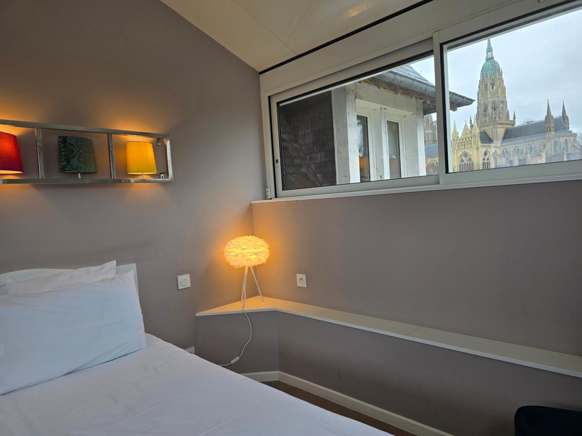 Le Castel Guesthouse Bayeux Dış mekan fotoğraf